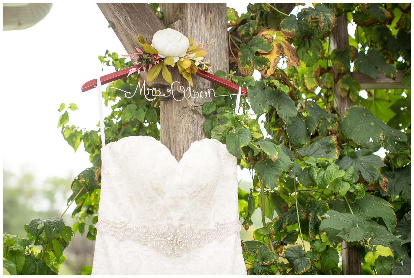stacey-poterson-country-church-wedding-wisconsin-weddings_0458.jpg