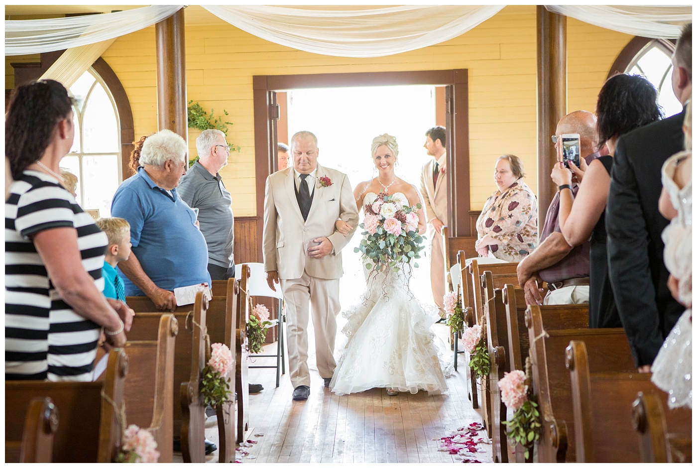 stacey-poterson-country-church-wedding-wisconsin-weddings_0496.jpg