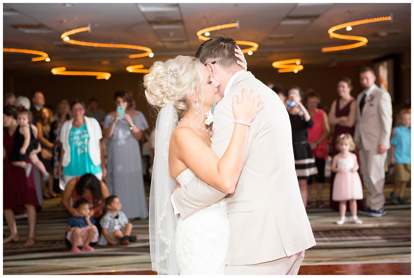 stacey-poterson-country-church-wedding-wisconsin-weddings_0545.jpg