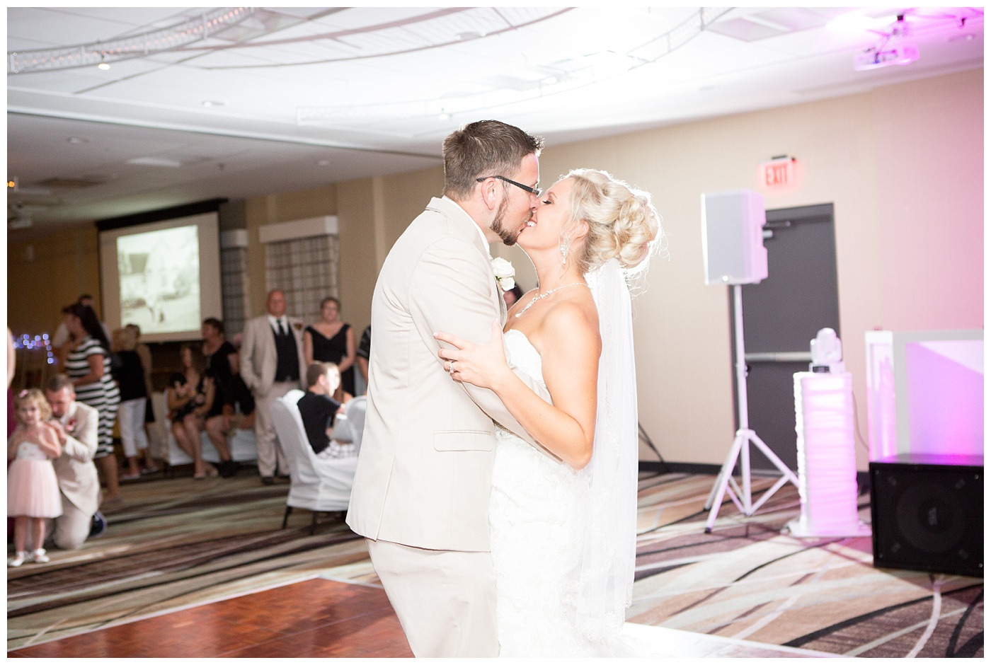 stacey-poterson-country-church-wedding-wisconsin-weddings_0547.jpg