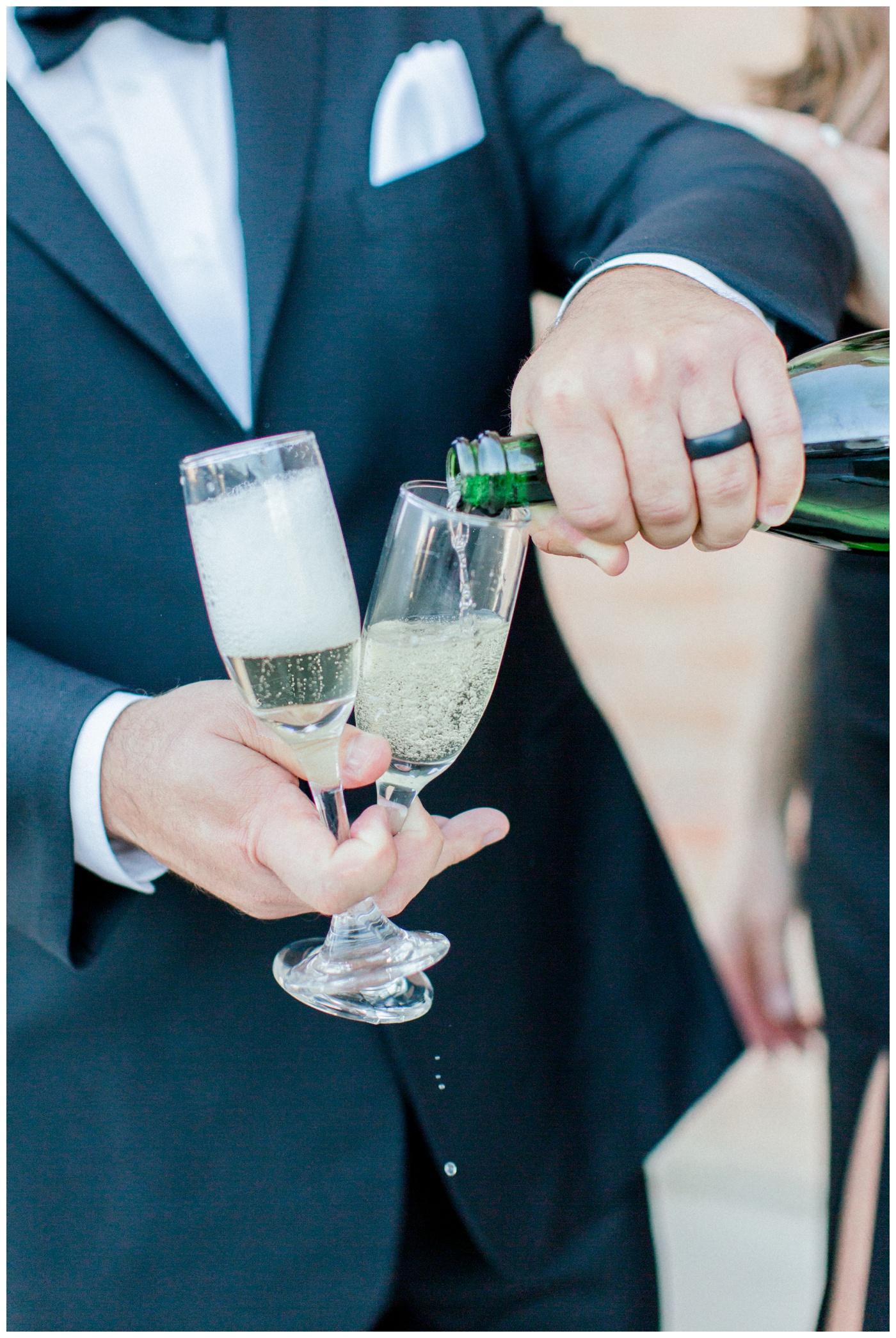 what to wear for engagement photos