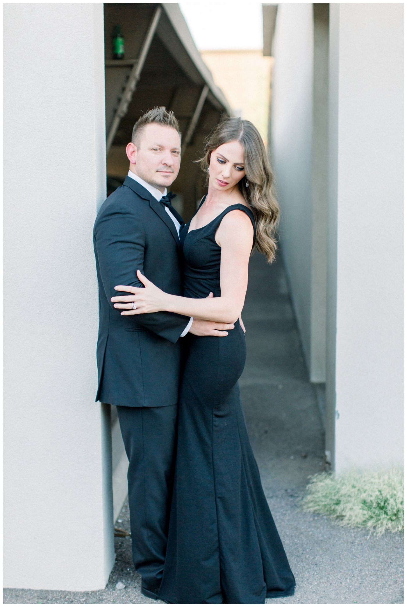 what to wear for engagement photos