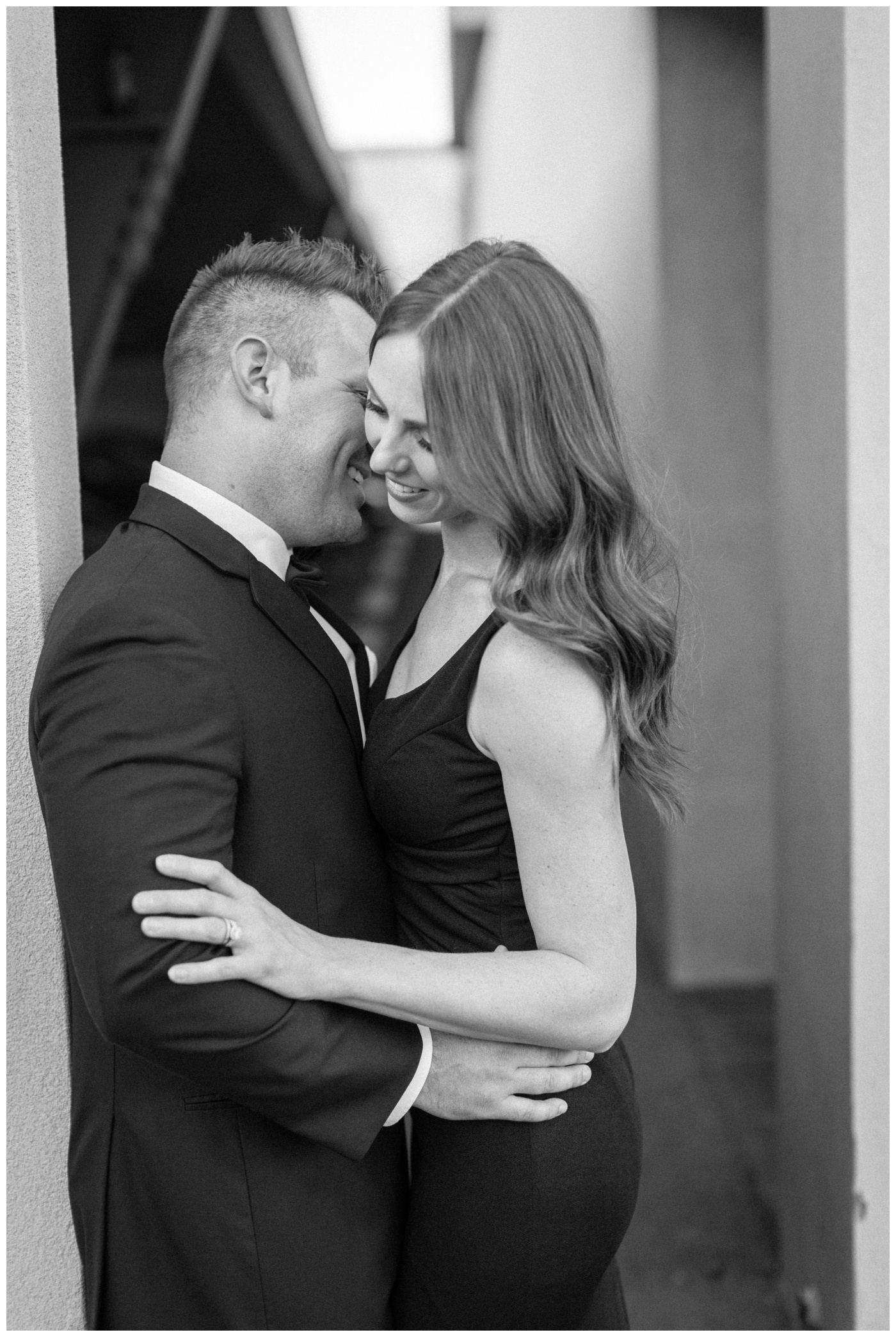 what to wear for engagement photos