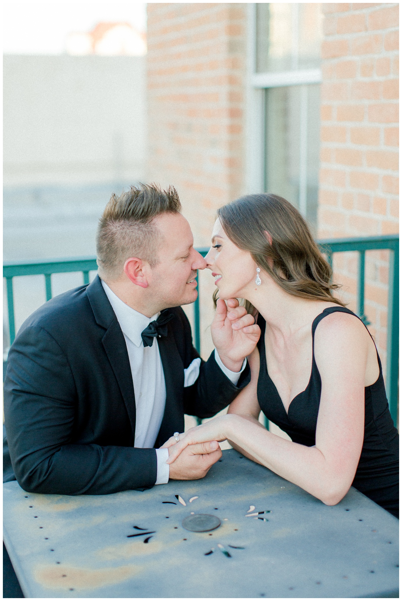 what to wear for engagement photos